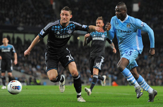 草場的港足 草場的港足